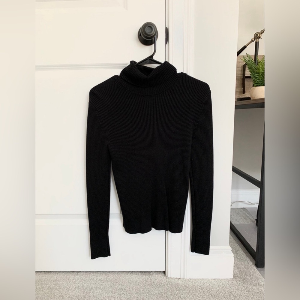 Abercrombie and Fitch turtleneck sweater